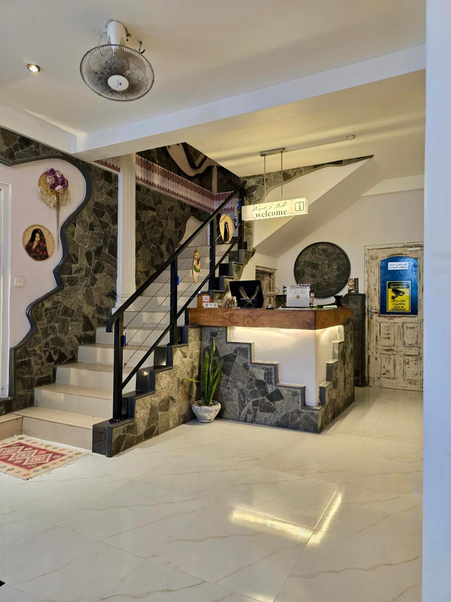 Habibi Hostel & Restaurant Unawatuna Dış mekan fotoğraf