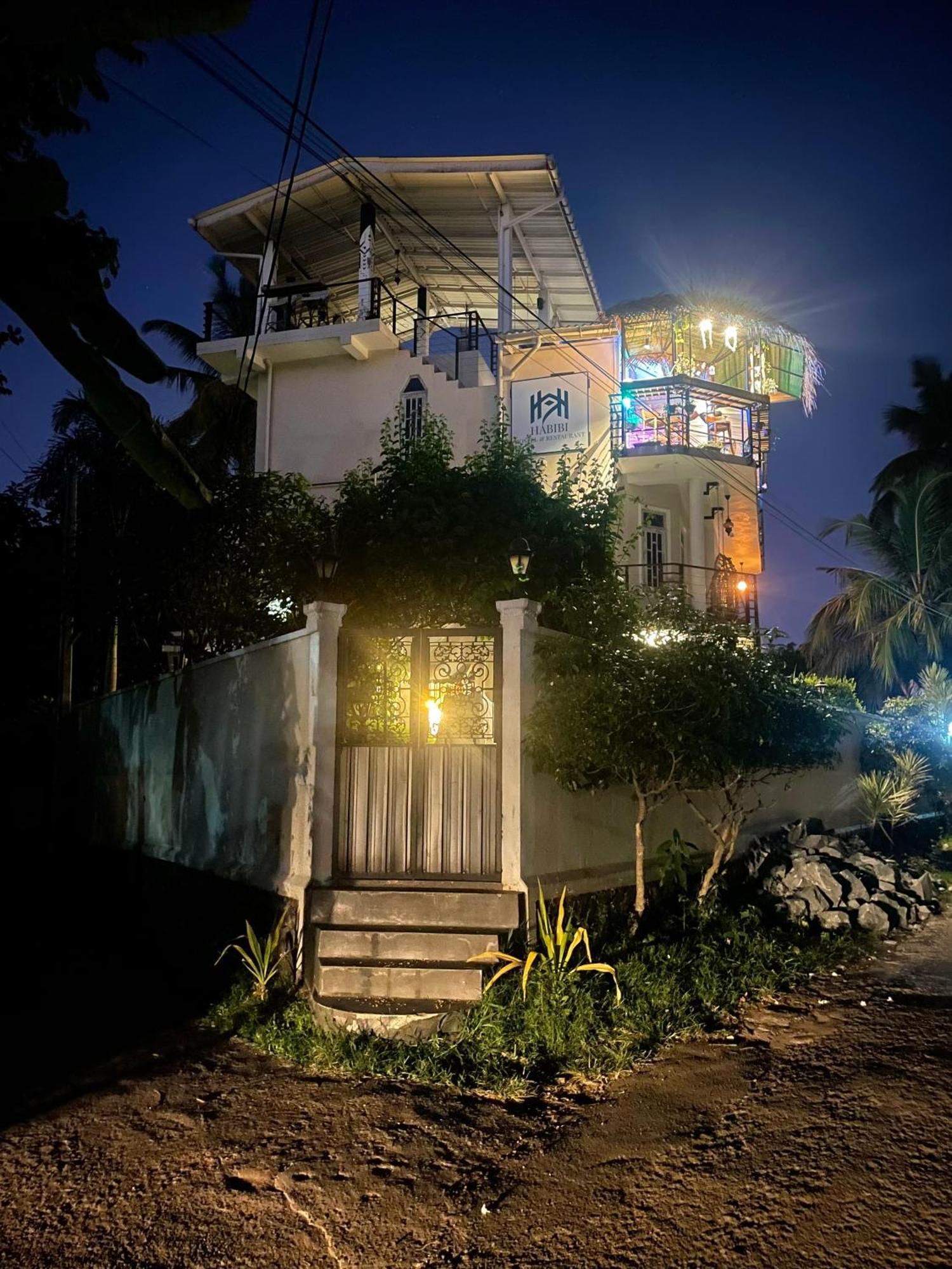 Habibi Hostel & Restaurant Unawatuna Dış mekan fotoğraf