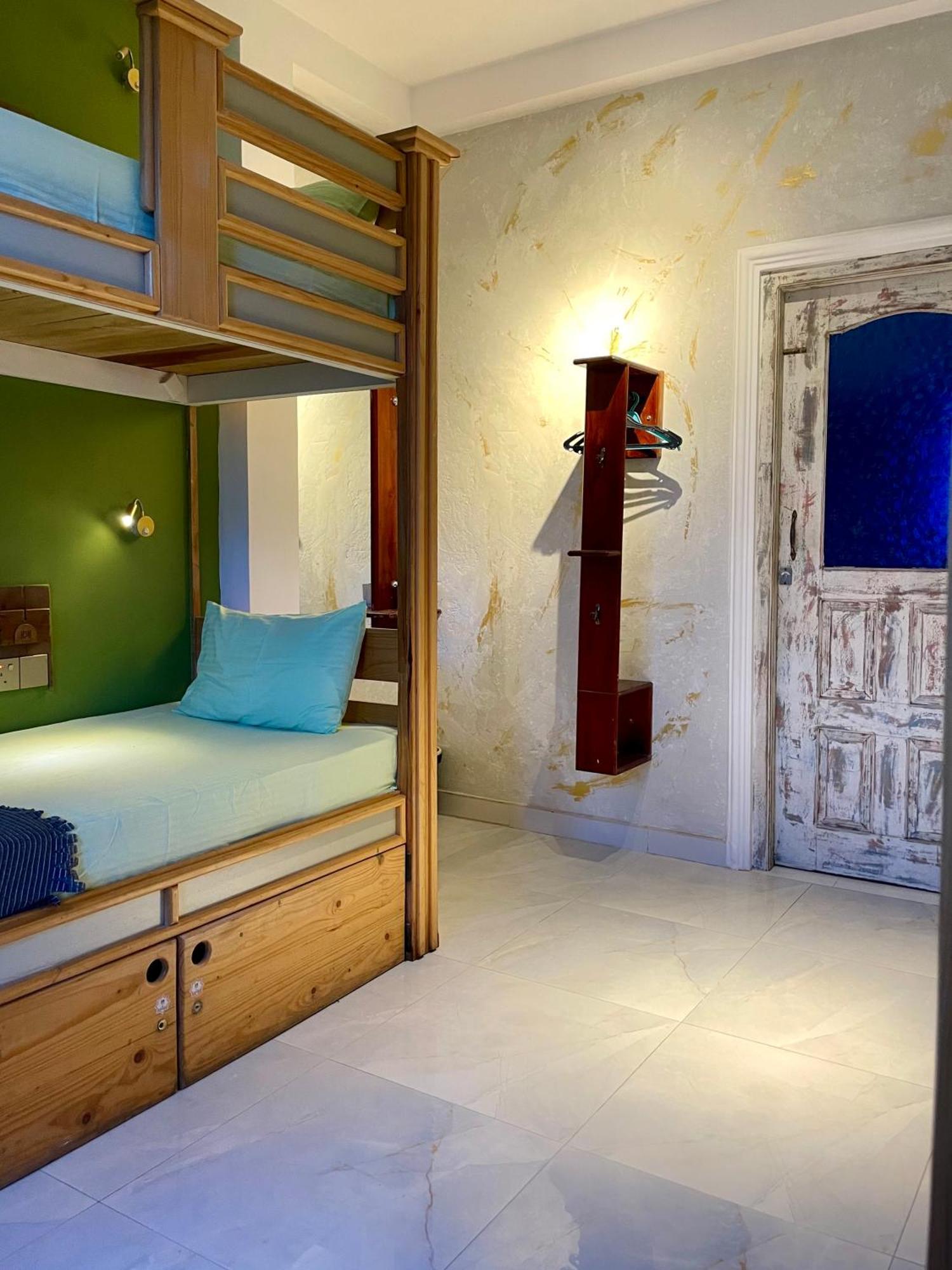 Habibi Hostel & Restaurant Unawatuna Dış mekan fotoğraf