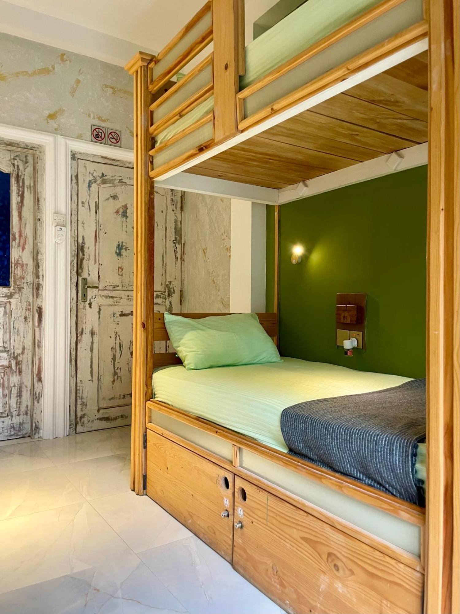 Habibi Hostel & Restaurant Unawatuna Dış mekan fotoğraf