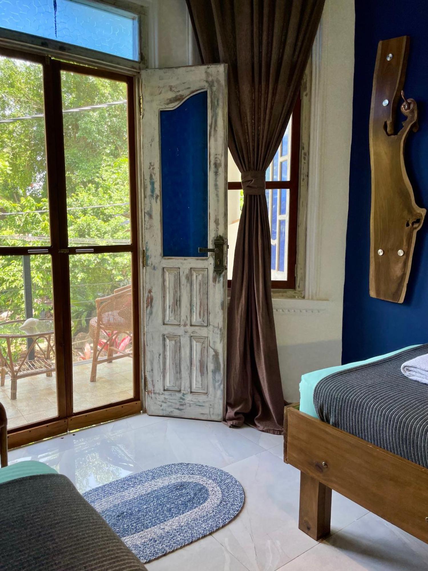 Habibi Hostel & Restaurant Unawatuna Dış mekan fotoğraf