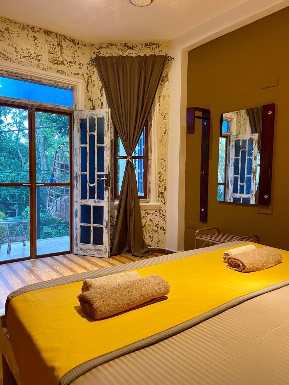Habibi Hostel & Restaurant Unawatuna Dış mekan fotoğraf
