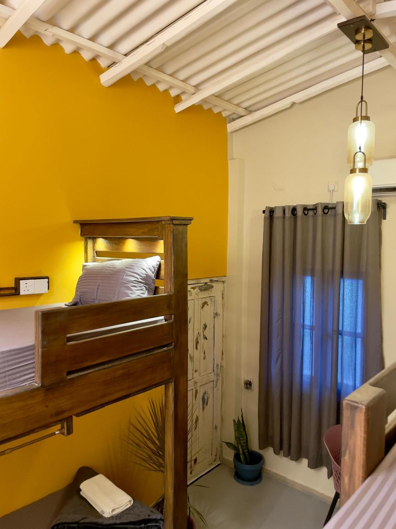 Habibi Hostel & Restaurant Unawatuna Dış mekan fotoğraf