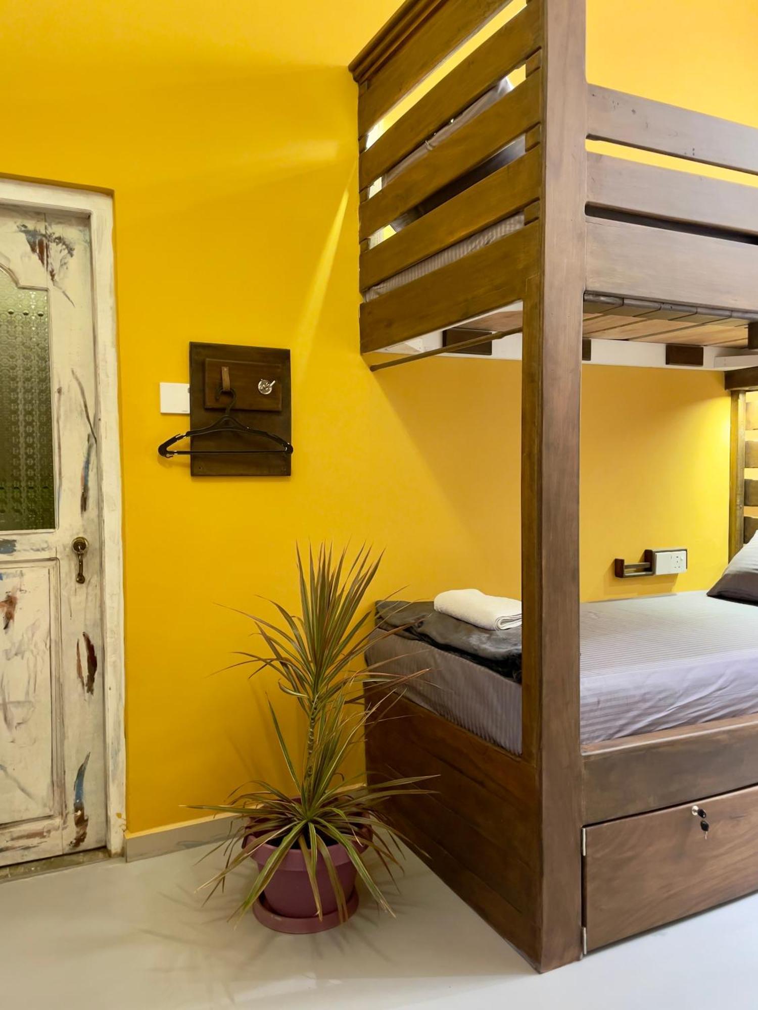 Habibi Hostel & Restaurant Unawatuna Dış mekan fotoğraf